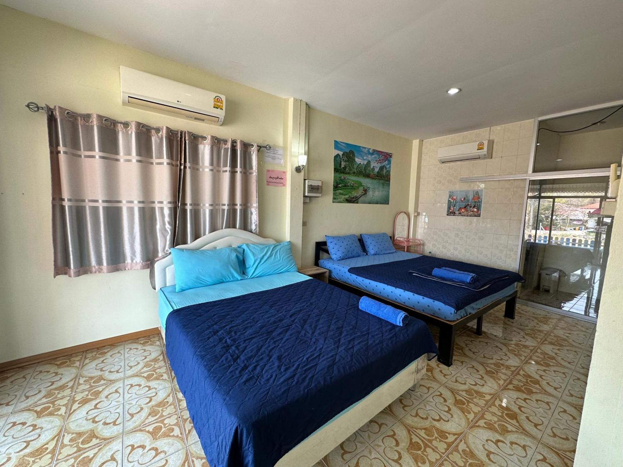 Thippawan Bungalow Ko Sichang Exterior foto