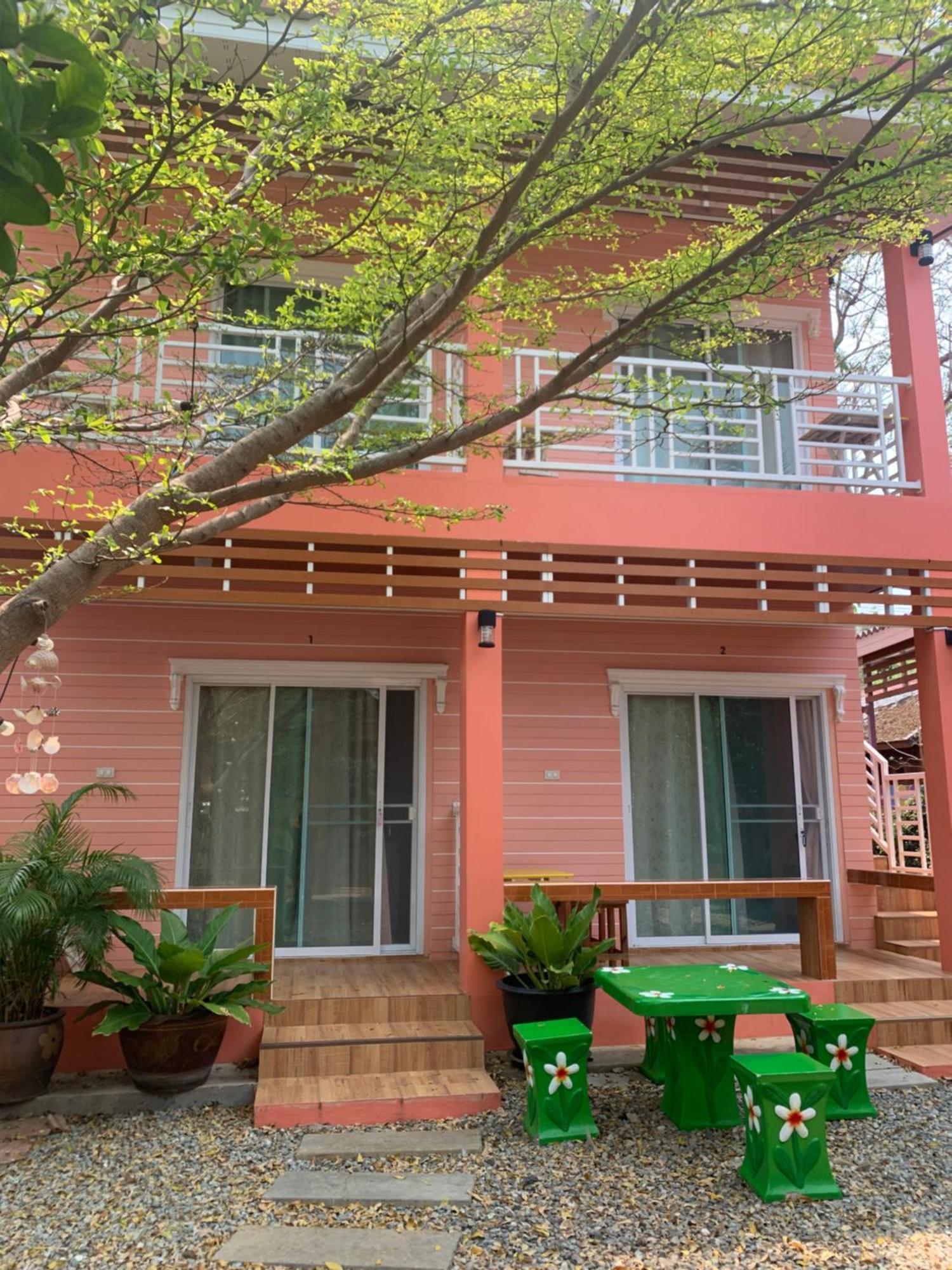 Thippawan Bungalow Ko Sichang Exterior foto