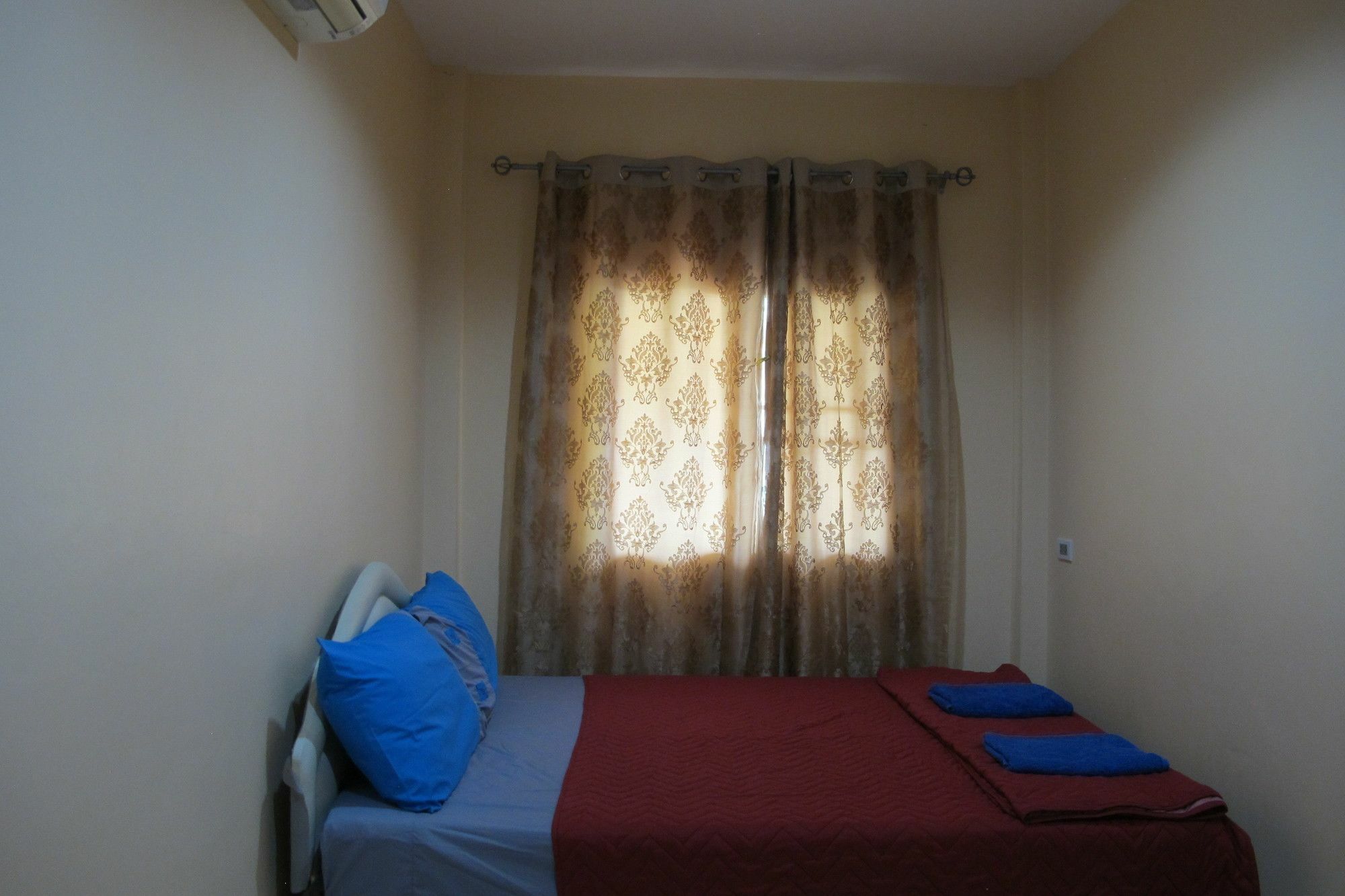 Thippawan Bungalow Ko Sichang Exterior foto