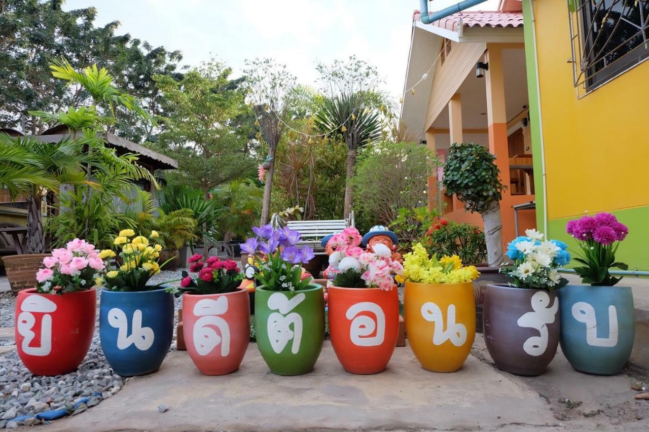Thippawan Bungalow Ko Sichang Exterior foto